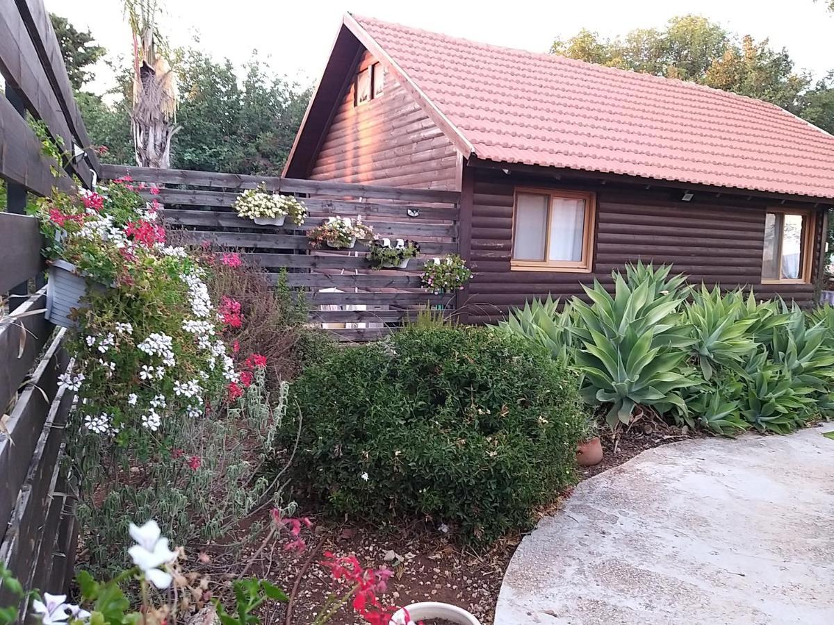 Tal Nof Cabins Villa Manot Buitenkant foto