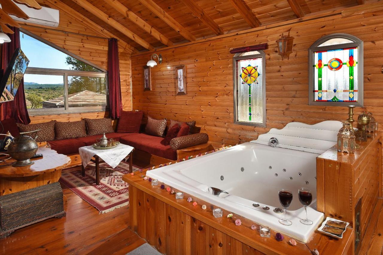 Tal Nof Cabins Villa Manot Buitenkant foto